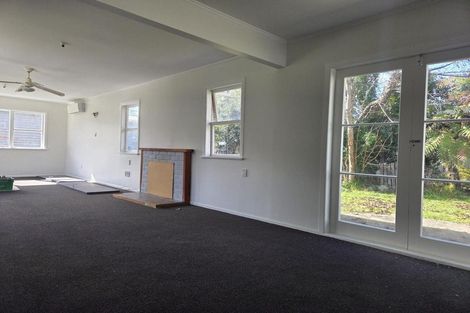 Photo of property in 24 Fairview Road, Western Heights, Rotorua, 3015