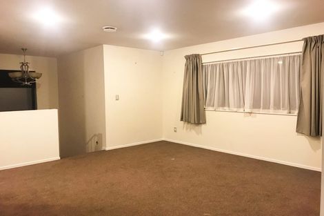 Photo of property in 386 Ormiston Road, Flat Bush, Auckland, 2019