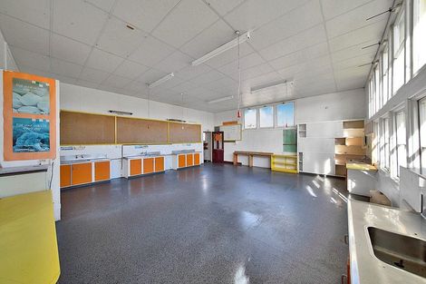 Photo of property in 105 High Street South, Eltham, 4322