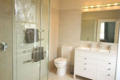 Photo of property in Chilcombe Homestead, 4 Medbury Terrace, Fendalton, Christchurch, 8041