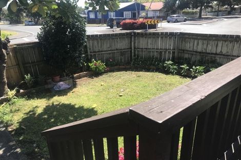 Photo of property in 31 Avenue Road, Otahuhu, Auckland, 1062