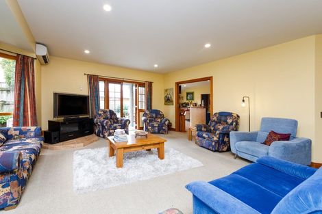 Photo of property in 8a Camden Street, Feilding, 4702