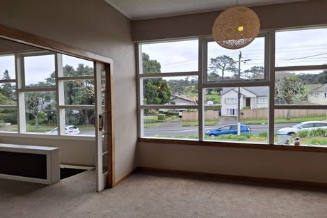 Photo of property in 105 Campbell Road, One Tree Hill, Auckland, 1061