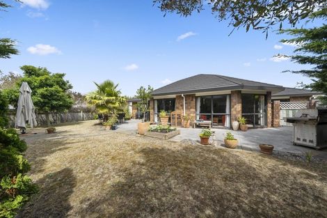 Photo of property in 15 Leanne Way, Waikanae Beach, Waikanae, 5036