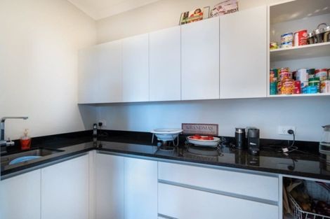 Photo of property in 15 Turpin Road, Riverhead, 0820