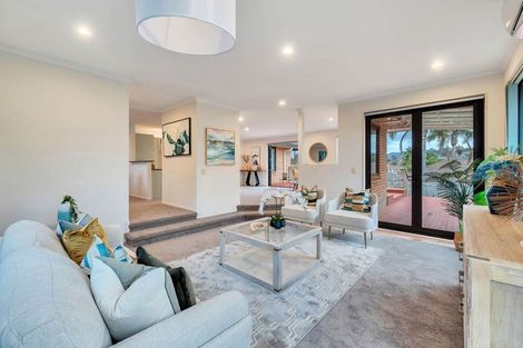 Photo of property in 16 Brittany Drive, Henderson, Auckland, 0612