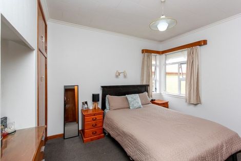 Photo of property in 27 Ngaio Street, Strandon, New Plymouth, 4312