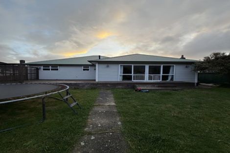 Photo of property in 64 Wellington Road, Wainuiomata, Lower Hutt, 5014