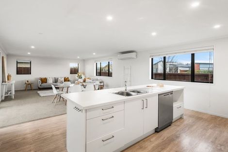 Photo of property in 16 Ledbury Drive, Rolleston, 7615