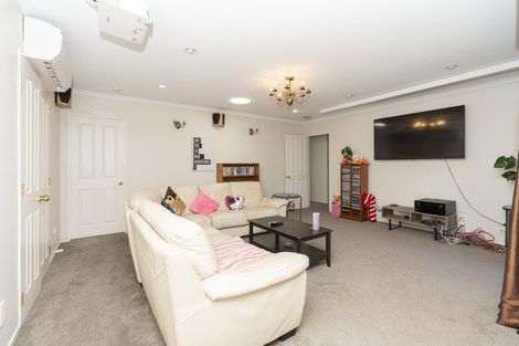 Photo of property in 49 Cairns Crescent, Rototuna, Hamilton, 3210