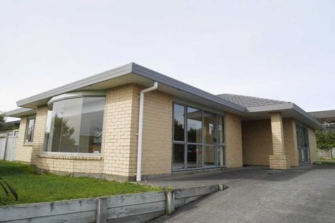 Photo of property in 151 Realm Drive, Paraparaumu, 5032