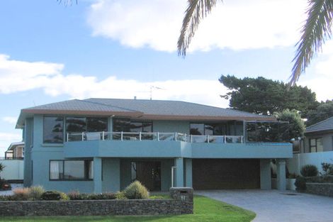 Photo of property in 81 Marine Parade, Mount Maunganui, 3116