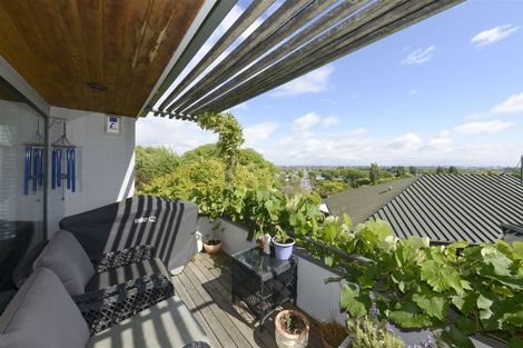 Photo of property in 5 Rhodesvale Terrace, Cashmere, Christchurch, 8022