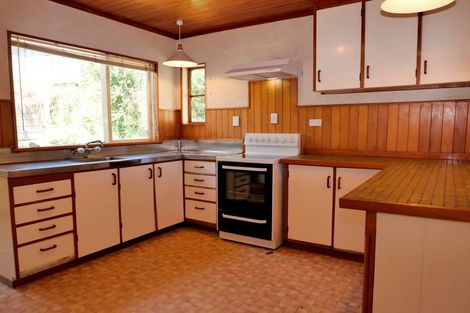 Photo of property in 1 Titoki Road, Raumati Beach, Paraparaumu, 5032