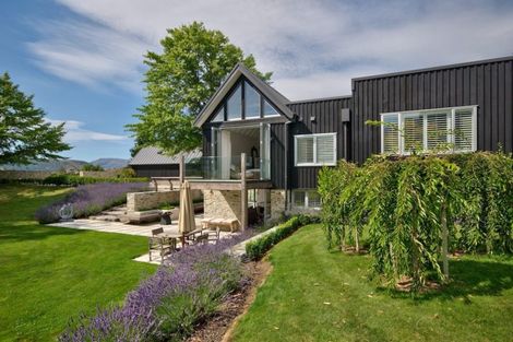 Photo of property in 397 Arrowtown-lake Hayes Road, Arrowtown, 9371