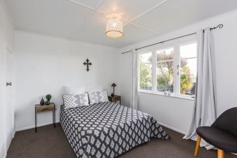 Photo of property in 12 Nimon Street, Havelock North, 4130