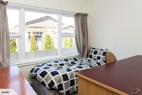Photo of property in 1/124 Wairakei Road, Bryndwr, Christchurch, 8053