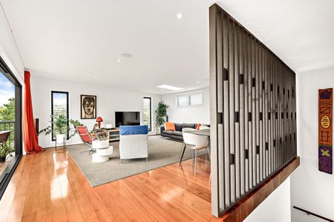 Photo of property in 26 Peter Terrace, Castor Bay, Auckland, 0620