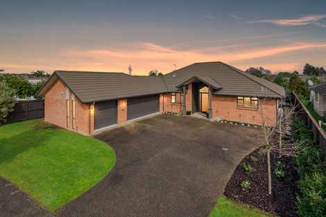 Photo of property in 7 Oldfield Court, Huntington, Hamilton, 3210