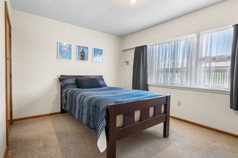 Photo of property in 2/151 Yaldhurst Road, Sockburn, Christchurch, 8042