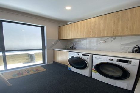 Photo of property in 21 Keepers Drive, Gulf Harbour, Whangaparaoa, 0930