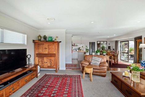 Photo of property in 20 Holland Street, Glenholme, Rotorua, 3010