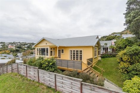 Photo of property in 81 Beauchamp Street, Karori, Wellington, 6012