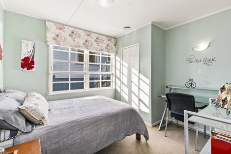 Photo of property in 84 Warwick Street, Wilton, Wellington, 6012