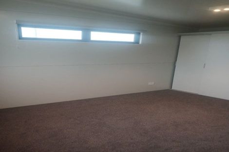 Photo of property in 18 Kent Street, Patea, 4520