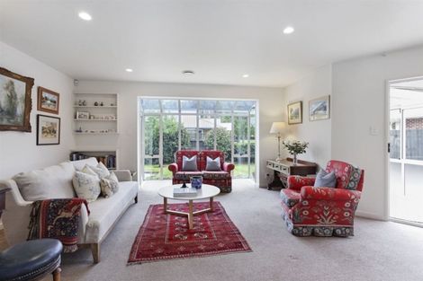 Photo of property in 27a Westburn Terrace, Burnside, Christchurch, 8041