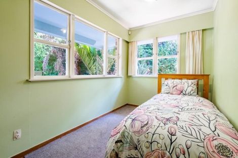 Photo of property in 453 Scenic Drive, Waiatarua, Auckland, 0612