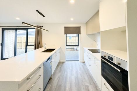 Photo of property in 42 Mehrtens Crescent, Woodend, 7691