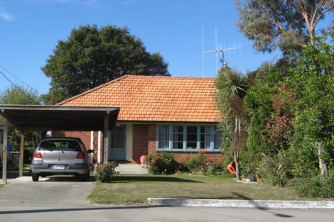 Photo of property in 17 Angland Avenue, Kensington, Timaru, 7910