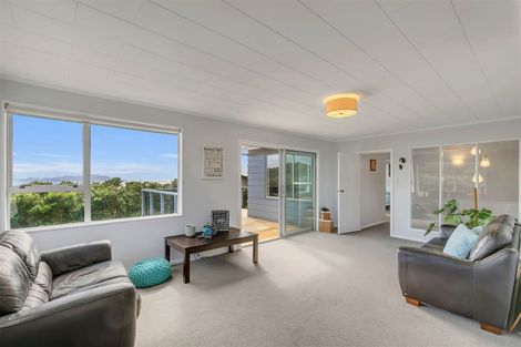 Photo of property in 64 Sea Vista Drive, Pukerua Bay, 5026