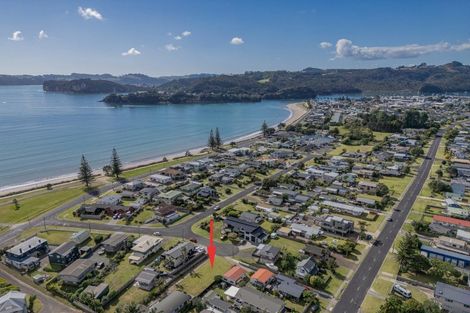 Photo of property in 7a Bruce Street, Whitianga, 3510