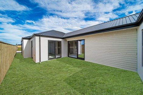 Photo of property in 7 Cousins Street, Woodend, 7691