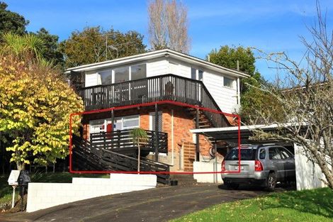 Photo of property in 2/1 Cruickshank Crescent, Meadowbank, Auckland, 1072