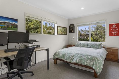 Photo of property in 2 Willowside Place, Amberley, 7410