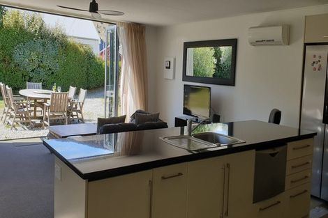 Photo of property in 9 Glenfinnon Place, Wanaka, 9305