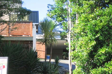 Photo of property in 6 Seymour Road, Sunnyvale, Auckland, 0612
