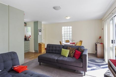 Photo of property in 3/35 Ely Street, Christchurch Central, Christchurch, 8013