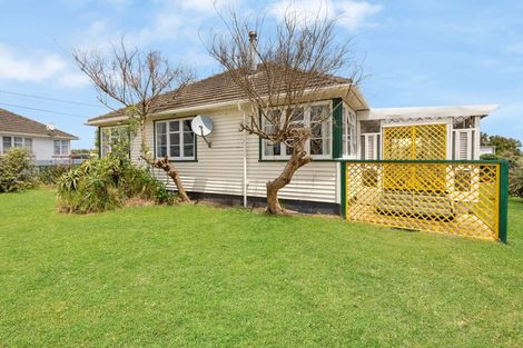 Photo of property in 81 Swiss Avenue, Gonville, Whanganui, 4501
