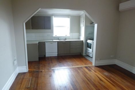 Photo of property in 10 Glenross Street, Glenross, Dunedin, 9011