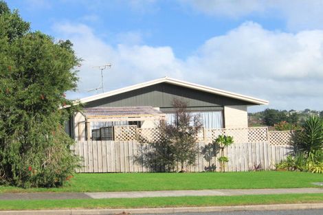 Photo of property in 44 Bay Vista Drive, Red Beach, 0932