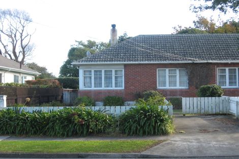 Photo of property in 49 Pilcher Crescent, Naenae, Lower Hutt, 5011