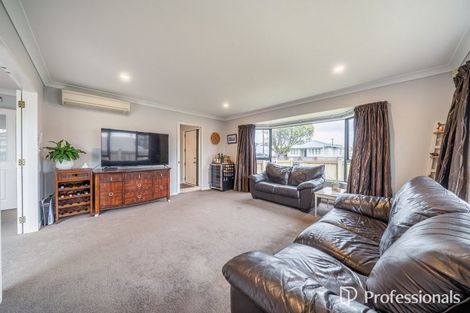 Photo of property in 23 Leighton Avenue, Waiwhetu, Lower Hutt, 5010
