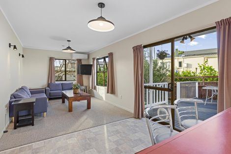 Photo of property in 20 James Street, Raglan, 3225