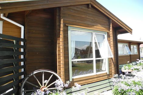 Photo of property in 14-16 Cameron Street, Waimate, 7924