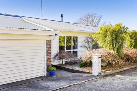 Photo of property in 27a Montana Place, Merrilands, New Plymouth, 4312