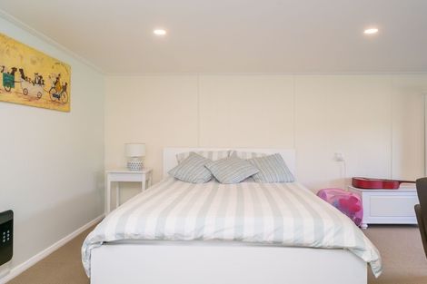 Photo of property in 22 Shandon Road, Vauxhall, Dunedin, 9013
